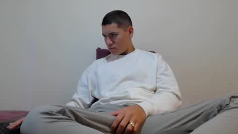 Snapshot of thiago_hot_boy chatting on 12/30/24, 10:53 Thiago independent model online show from 12/30/24, 10:53