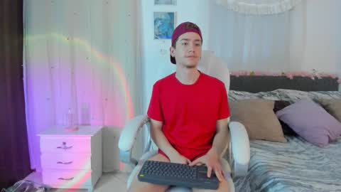 Snapshot of thiago_james69 chatting on 12/01/25, 03:00 Manuel online show from 12/01/25, 03:00