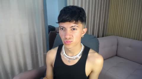 Snapshot of thiago_khet chatting on 04/22/26, 08:10 Thiago Khet online show from 04/22/26, 08:10