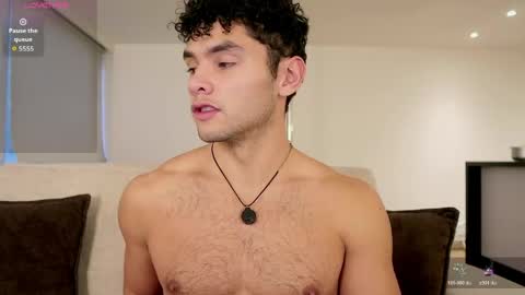 Snapshot of thiago_l chatting on 05/18/26, 10:48 Just Thiago online show from 05/18/26, 10:48