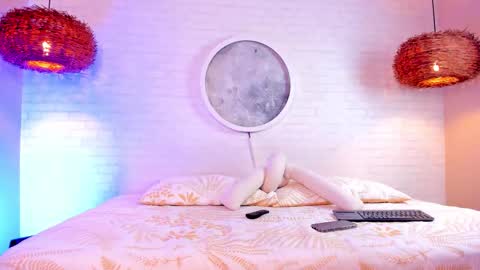 Snapshot of thiago_mercer chatting on 11/27/25, 11:23 Thiago online show from 11/27/25, 11:23