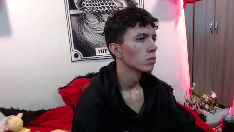 Snapshot of thiago_n_sam chatting on 12/16/25, 03:22 thiago_n_sam online show from 12/16/25, 03:22