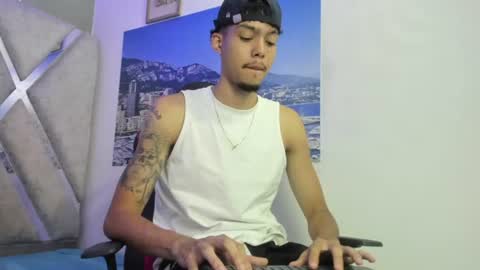 Snapshot of thiago_preston chatting on 06/24/26, 07:46 Thiago online show from 06/24/26, 07:46