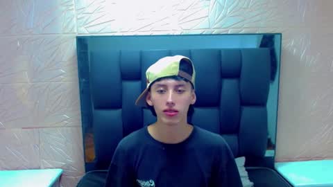 Snapshot of thiago_twink38 chatting on 02/22/26, 08:02 thiago_twink38 online show from 02/22/26, 08:02