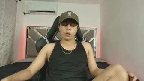 Snapshot of thiago_vega_ chatting on 07/13/26, 08:00 Thiago online show from 07/13/26, 08:00