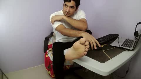 Snapshot of thiagodeseo chatting on 02/02/26, 07:01 thiagodeseo online show from 02/02/26, 07:01