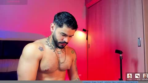 Snapshot of thiagoferrari1 chatting on 03/17/26, 01:32 thiago online show from 03/17/26, 01:32