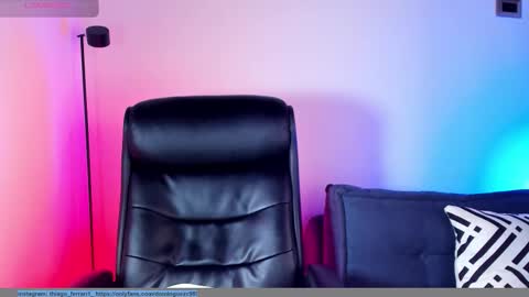 Snapshot of thiagoferrari1 chatting on 03/19/26, 12:09 thiago online show from 03/19/26, 12:09