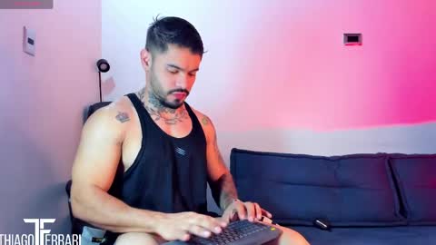 Snapshot of thiagoferrari1 chatting on 04/19/26, 01:49 thiago online show from 04/19/26, 01:49