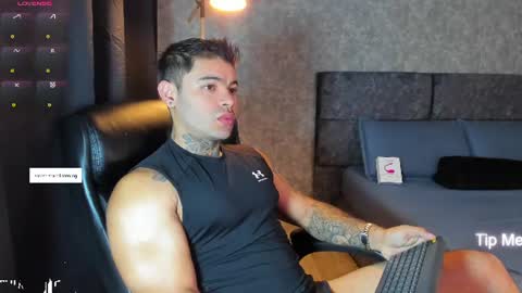 Snapshot of thiagoferrari1 chatting on 07/01/26, 06:51 thiago online show from 07/01/26, 06:51