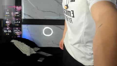 Snapshot of thiagoferrerohot chatting on 03/16/26, 02:10 thiagoferrerohot online show from 03/16/26, 02:10