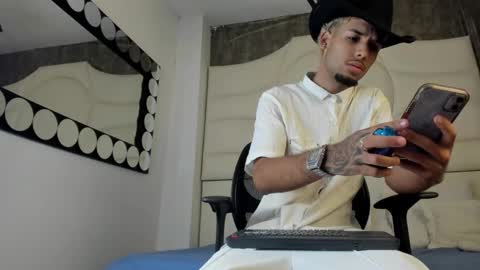 ThiagoFerreti online show from 09/09/25, 03:28