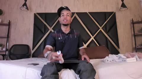 ThiagoFerreti online show from 09/10/25, 03:28