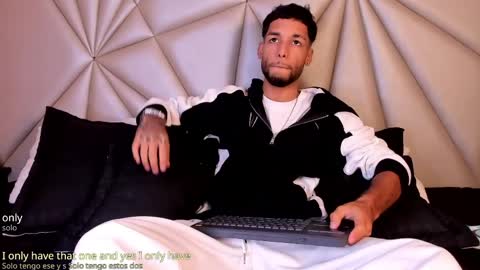 Snapshot of thiagoferreti_ chatting on 04/06/26, 01:14 ThiagoFerreti online show from 04/06/26, 01:14