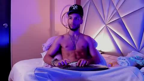 ThiagoFerreti online show from 05/27/26, 03:58