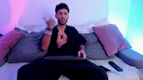 ThiagoFerreti online show from 06/08/26, 03:18