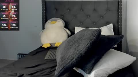 Thiago Flores online show from 12/27/24, 04:04