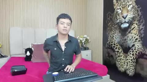 Snapshot of thiagogonzalez_ chatting on 03/13/26, 07:20 Thiagogonzalez online show from 03/13/26, 07:20