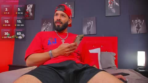 Thia Gomez online show from 12/10/24, 12:38