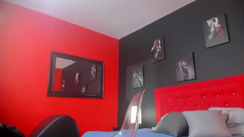 Thia Gomez online show from 02/20/25, 12:15