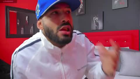 Thia Gomez online show from 02/28/25, 12:20