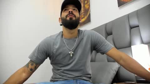 Thia Gomez online show from 03/03/26, 07:09