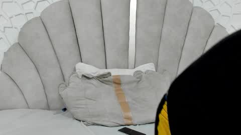 Snapshot of thiagos19 chatting on 03/26/26, 01:55 Thiago online show from 03/26/26, 01:55