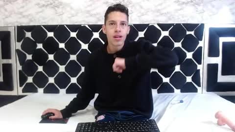 Thiago   online show from 05/08/26, 01:55