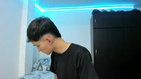 Thiago Wells online show from 12/08/24, 01:46