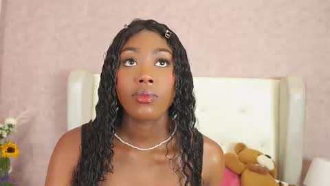 ThianaLopez online show from 11/03/25, 09:05