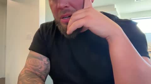 Snapshot of thiccbull12 chatting on 02/24/25, 05:20 thiccbull12 online show from 02/24/25, 05:20