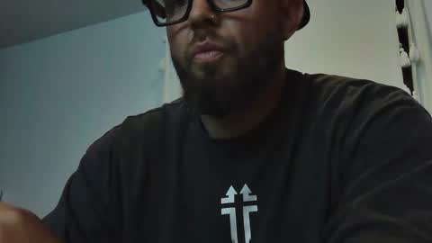Snapshot of thiccbull12 chatting on 06/11/26, 03:48 thiccbull12 online show from 06/11/26, 03:48