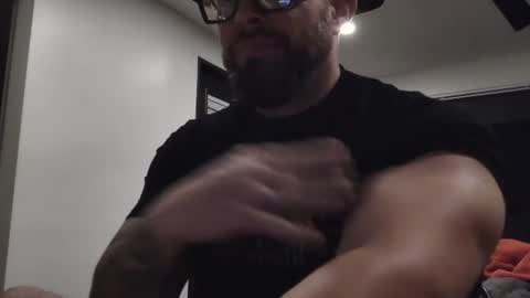 Snapshot of thiccbull12 chatting on 07/27/26, 05:47 thiccbull12 online show from 07/27/26, 05:47