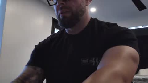 Snapshot of thiccbull12 chatting on 08/01/26, 06:29 thiccbull12 online show from 08/01/26, 06:29