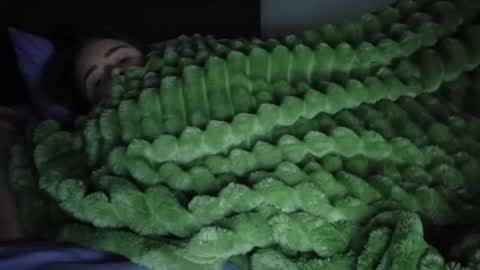 Jess online show from 10/13/25, 06:02