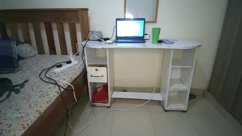 Snapshot of thiccyra90920 chatting on 10/19/25, 11:55 thickiana online show from 10/19/25, 11:55