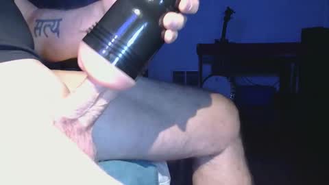 Snapshot of thick_as_a_brick_69 chatting on 10/21/25, 05:30 Roman online show from 10/21/25, 05:30