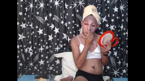 Snapshot of thick_bigcock13 chatting on 01/27/25, 05:58 gil online show from 01/27/25, 05:58