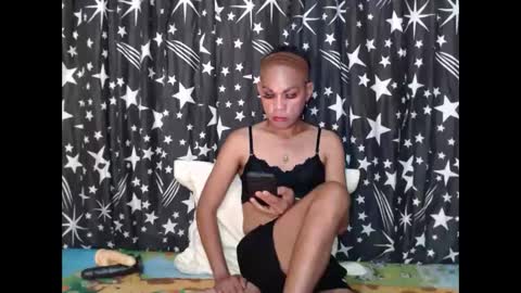 Snapshot of thick_bigcock13 chatting on 02/07/25, 02:19 gil online show from 02/07/25, 02:19