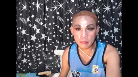 Snapshot of thick_bigcock13 chatting on 02/10/25, 01:03 gil online show from 02/10/25, 01:03