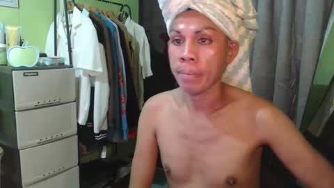 Snapshot of thick_bigcock13 chatting on 10/08/25, 02:09 gil online show from 10/08/25, 02:09