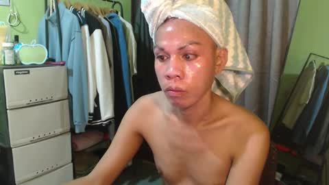 Snapshot of thick_bigcock13 chatting on 10/14/25, 10:32 gil online show from 10/14/25, 10:32