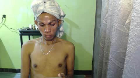 Snapshot of thick_bigcock13 chatting on 03/11/26, 11:00 gil online show from 03/11/26, 11:00