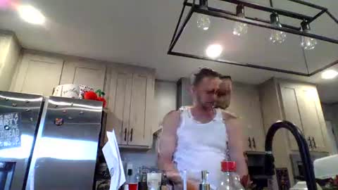 Val online show from 04/06/26, 01:23