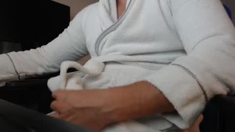 Snapshot of thickandready9090 chatting on 11/09/25, 03:16 thickandready9090 online show from 11/09/25, 03:16