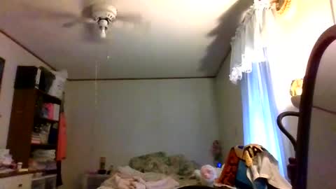 Snapshot of thickassazn93 chatting on 11/03/25, 06:09 thickassazn93 online show from 11/03/25, 06:09