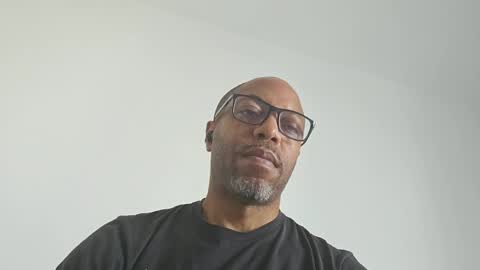 Snapshot of thickblackdick3 chatting on 04/06/26, 10:05 thickblackdick online show from 04/06/26, 10:05