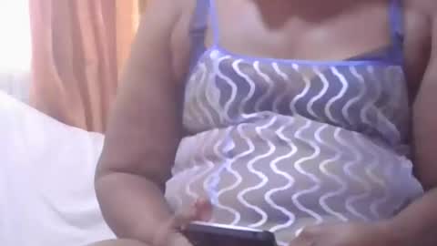 Snapshot of thickbotty_ebony chatting on 09/14/25, 11:42 thickbotty_ebony online show from 09/14/25, 11:42