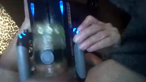 thickcock00088 online show from 02/23/26, 09:34