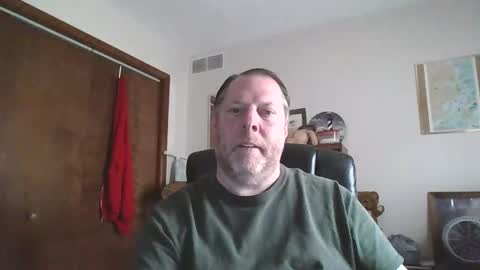 Snapshot of thickcock4u1105 chatting on 03/21/26, 04:43 thickcock4u1105 online show from 03/21/26, 04:43